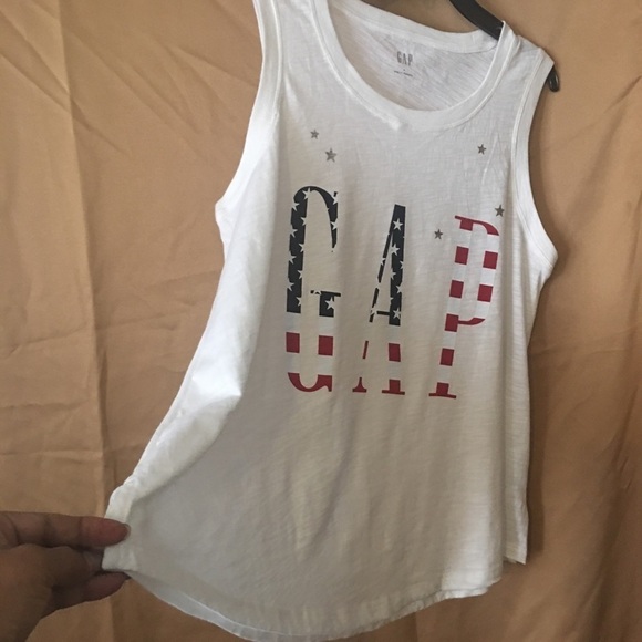 GAP TEE - Picture 4 of 6